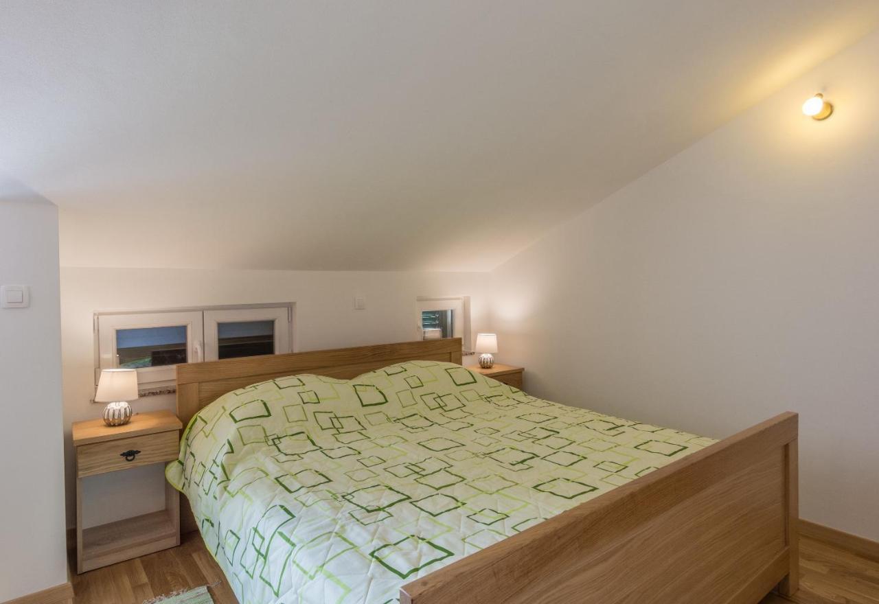 קולאן Apartments By The Sea Simuni, Pag - 18386 מראה חיצוני תמונה