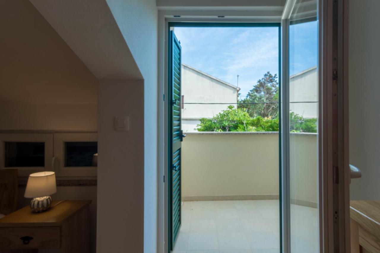 קולאן Apartments By The Sea Simuni, Pag - 18386 מראה חיצוני תמונה