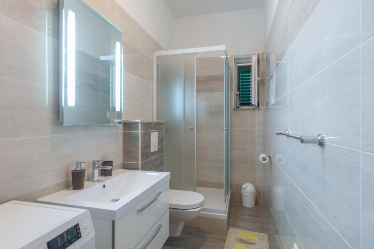 קולאן Apartments By The Sea Simuni, Pag - 18386 מראה חיצוני תמונה